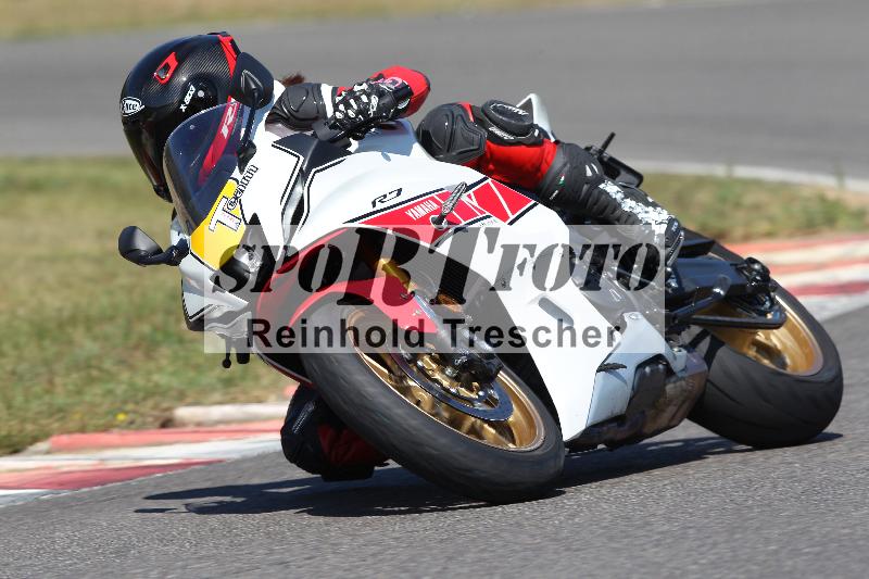 Archiv-2022/50 09.08.2022 MSS und TÖFF Track Day ADR/Gruppe gelb/team